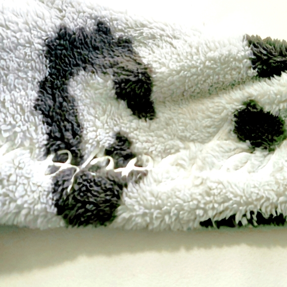 NEW! Aeropostale Kids Boys Cow Print Faux Fur Pull-Over Hoodie Size S (7/8) - Picture 7 of 9